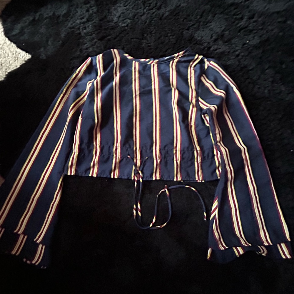 Cropped blouse